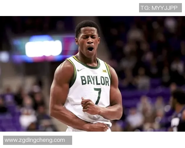 埃奇库姆最后时刻补篮绝杀马克西狂砍35分助76人逆转勇士